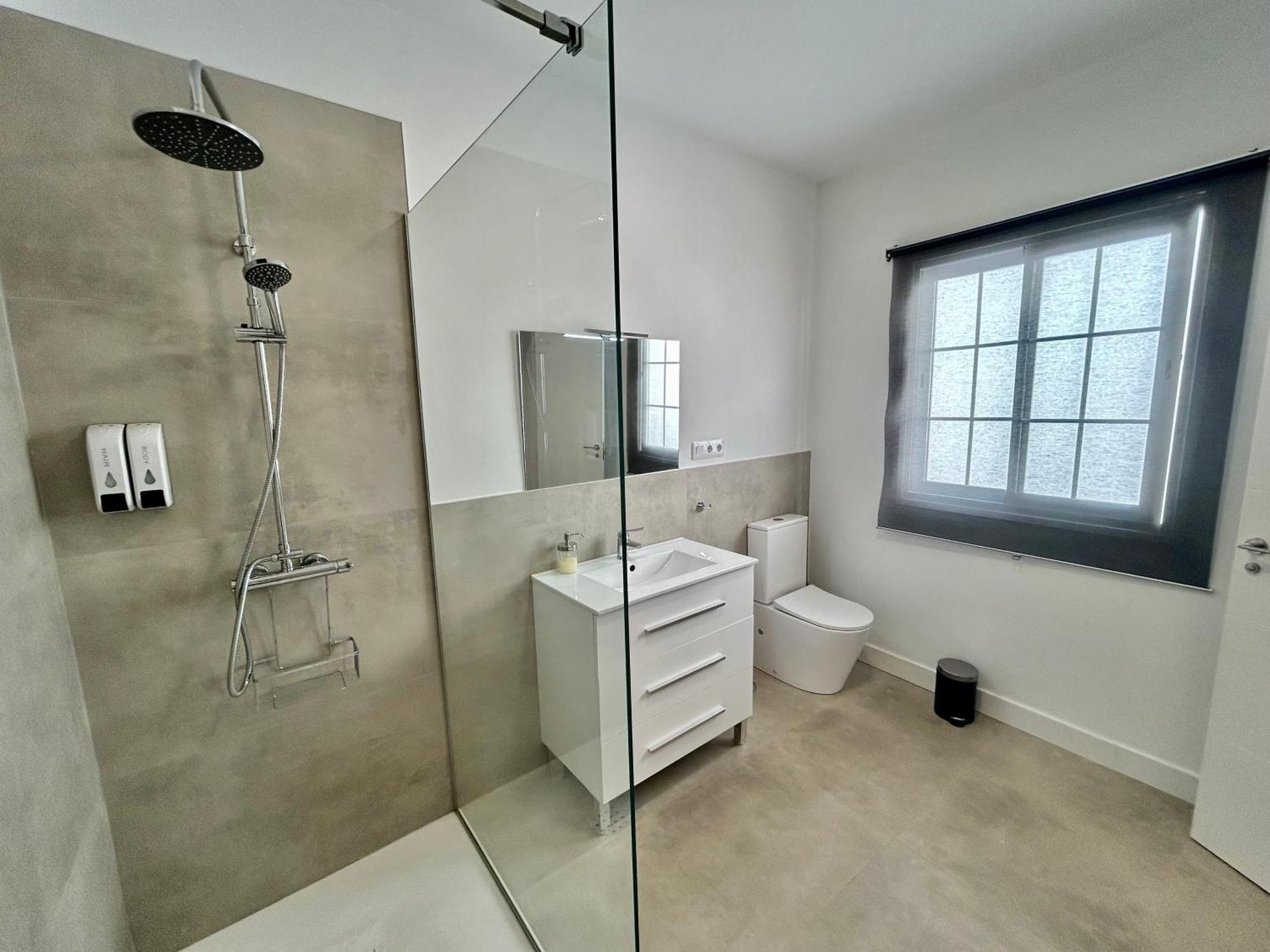Acogedor Apt 6Pax 3Bdr 2Bth - Cozyhomesevilla5 Bagian luar foto
