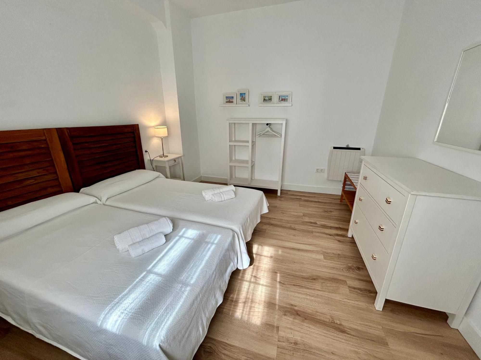 Acogedor Apt 6Pax 3Bdr 2Bth - Cozyhomesevilla5 Bagian luar foto