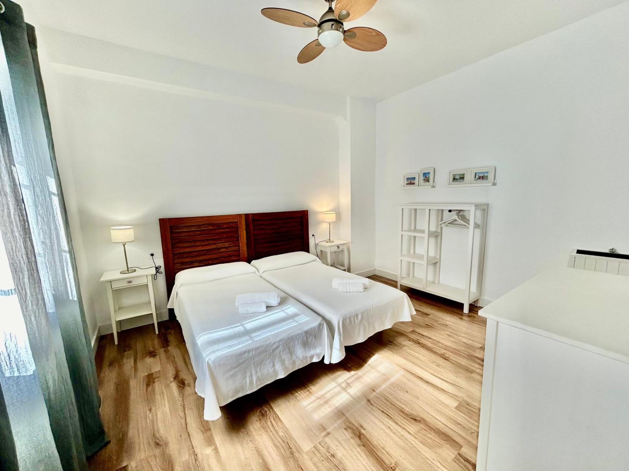 Acogedor Apt 6Pax 3Bdr 2Bth - Cozyhomesevilla5 Bagian luar foto